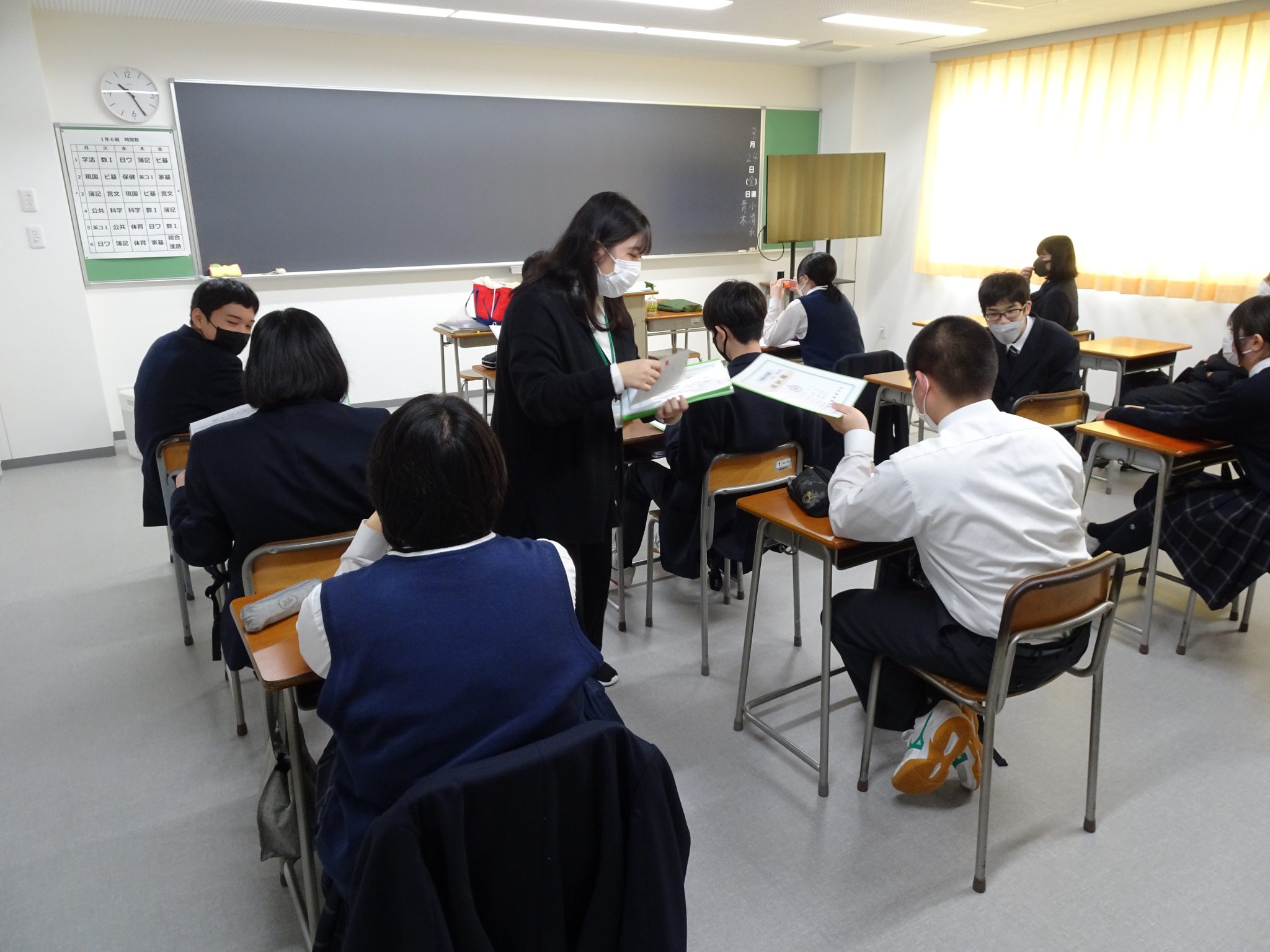 令和4年度の修了式が行われました! 学校法人生蘭学園 生蘭高等専修学校 令和4年度の修了式が行われました! 学校法人生蘭学園 生蘭高等専修学校